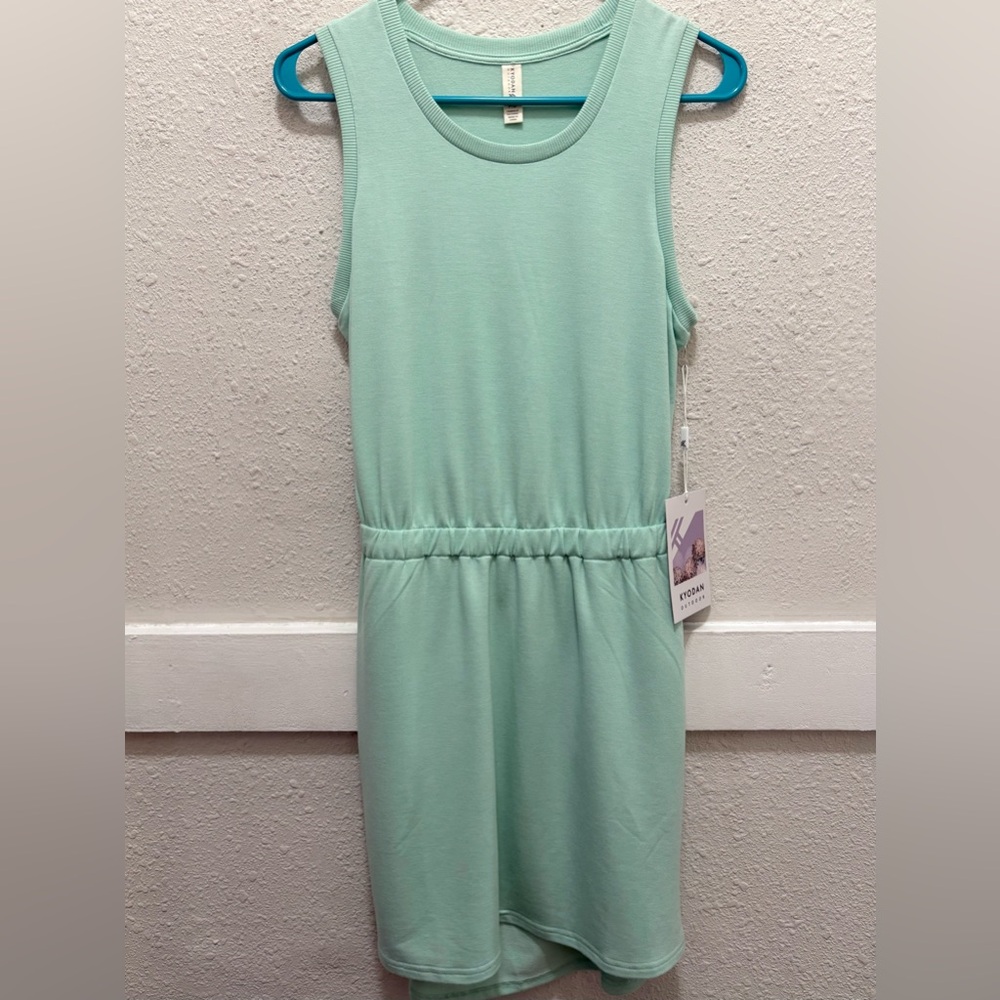 Kyodan SereneFlow Sleeveless Dress in Birds Egg Green NWT Small